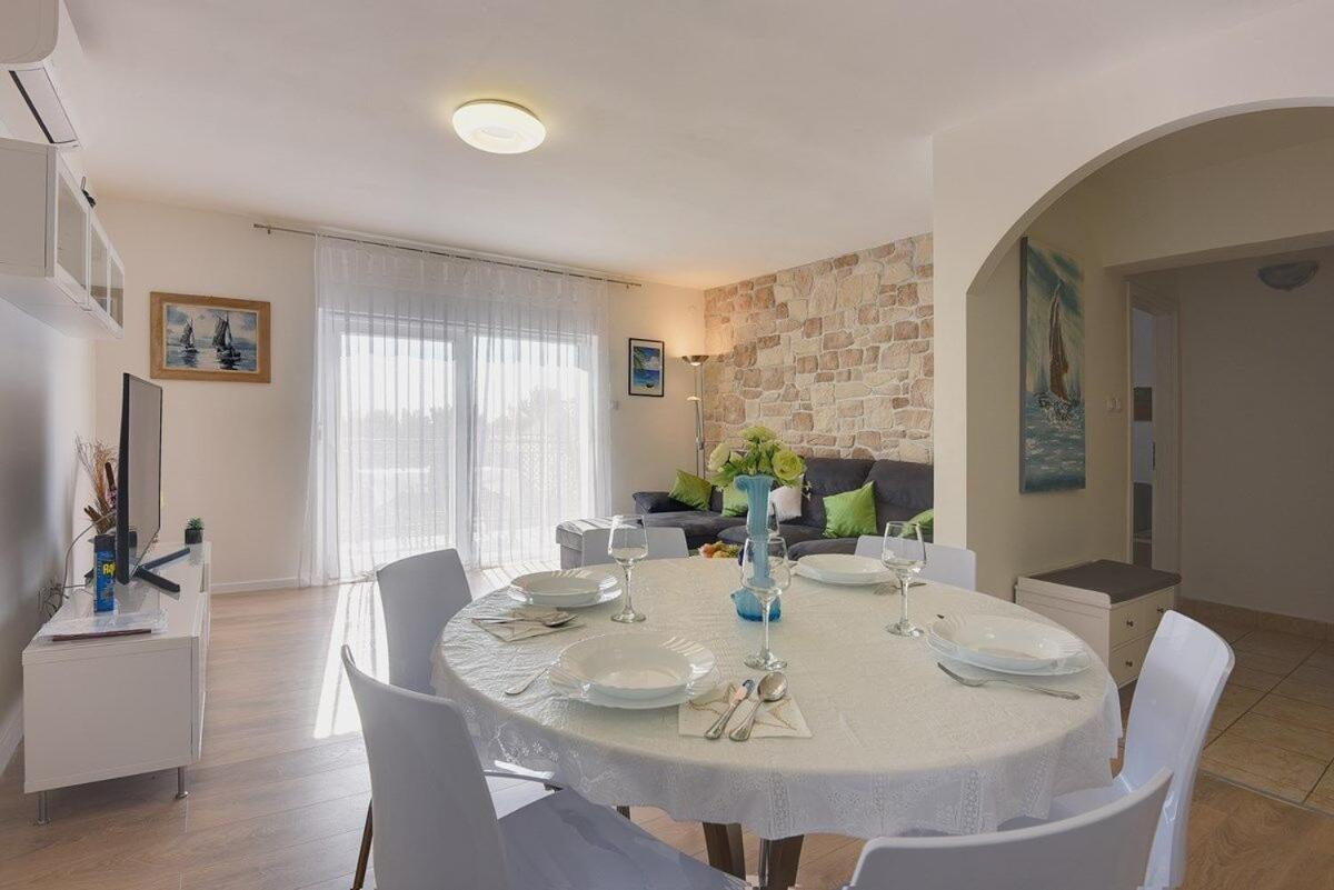 Apartment Zajec بريمونتيرا المظهر الخارجي الصورة