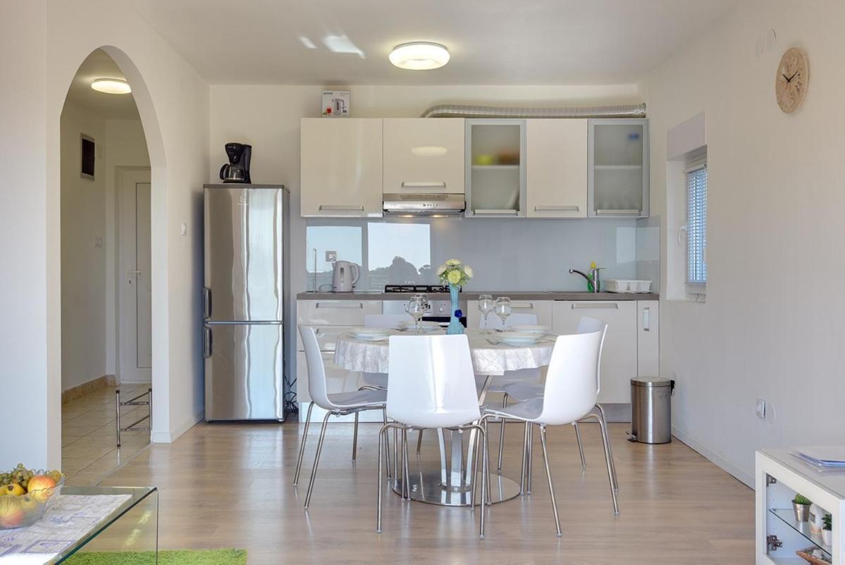 Apartment Zajec بريمونتيرا المظهر الخارجي الصورة
